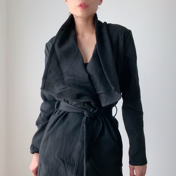 BLACK BELTED LAPEL COAT - Picture 2 of 8